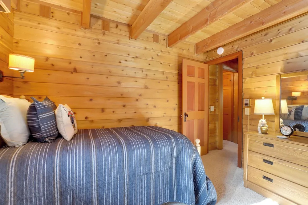 photo 1 of 2 Mi to Northstar Resort: Idyllic Cabin w/ Shuttle