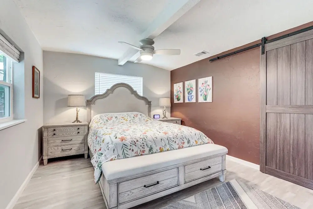 photo 1 of Idyllic Sarasota Home w/ Yard: 2 Mi to Beach!