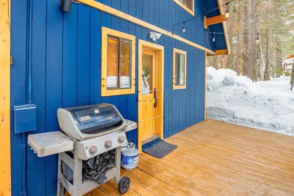photo 1 of Indigo Owl by Avantstay Cabin w Firepit Minutes to Lake Slopes