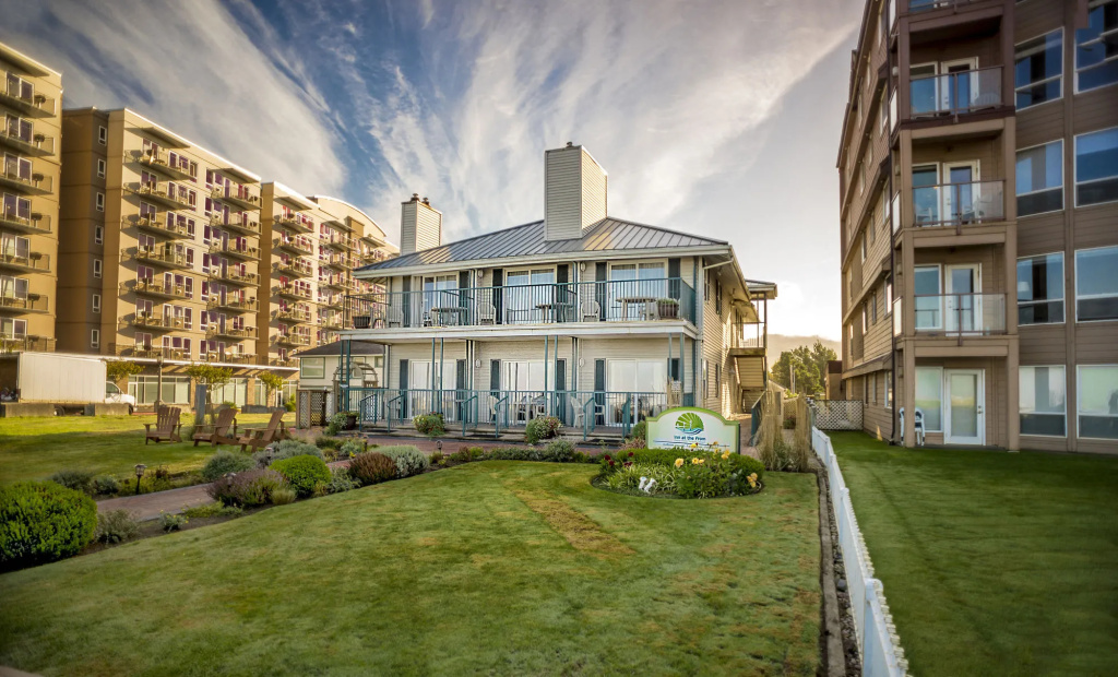 photo 1 of Inn at the Prom Oceanfront Seaside