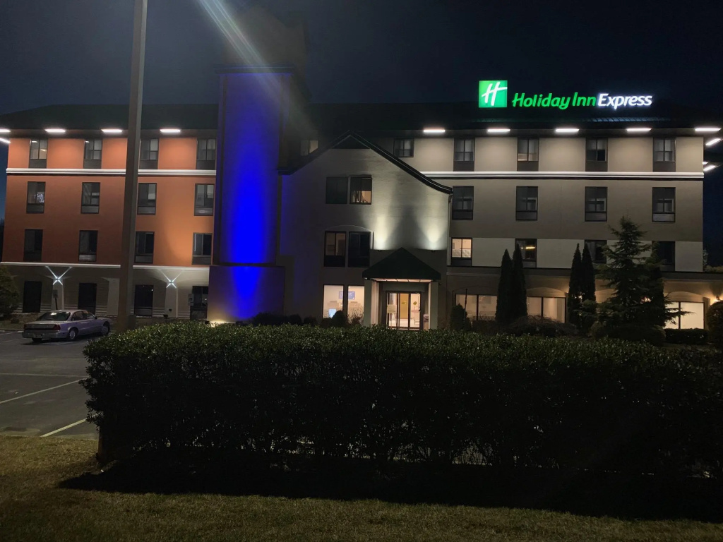 photo 1 of Holiday Inn Express Wilmington North - Brandywine by IHG
