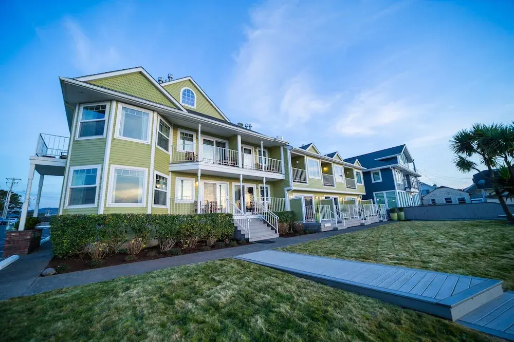 photo 1 of Inn of the Four Winds Oceanfront Seaside