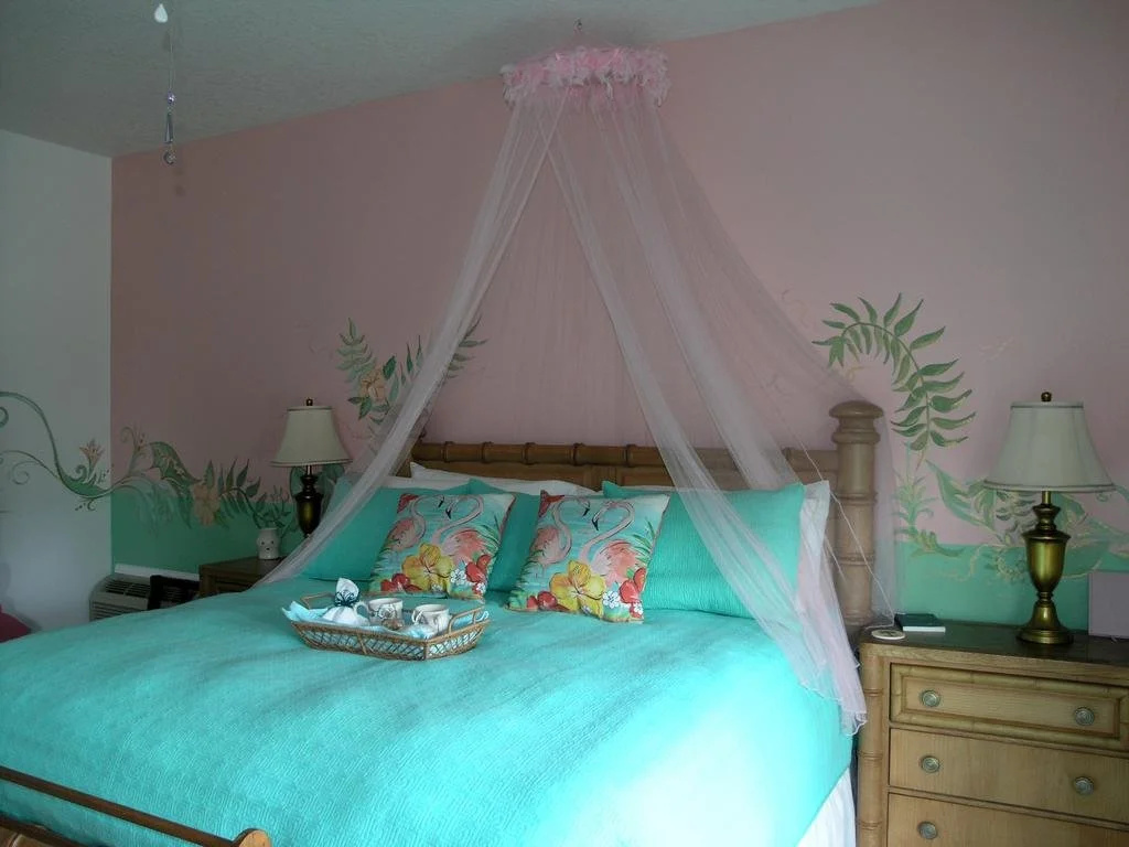 photo 1 of Inn On the Avenue