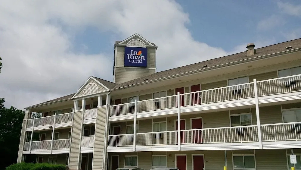 photo 1 of InTown Suites Extended Stay Birmingham AL - Huffman Road
