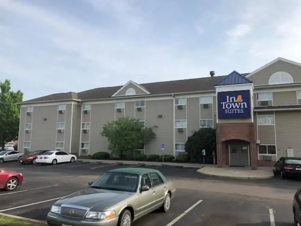photo 1 of InTown Suites Extended Stay Cincinnati OH - Fairfield