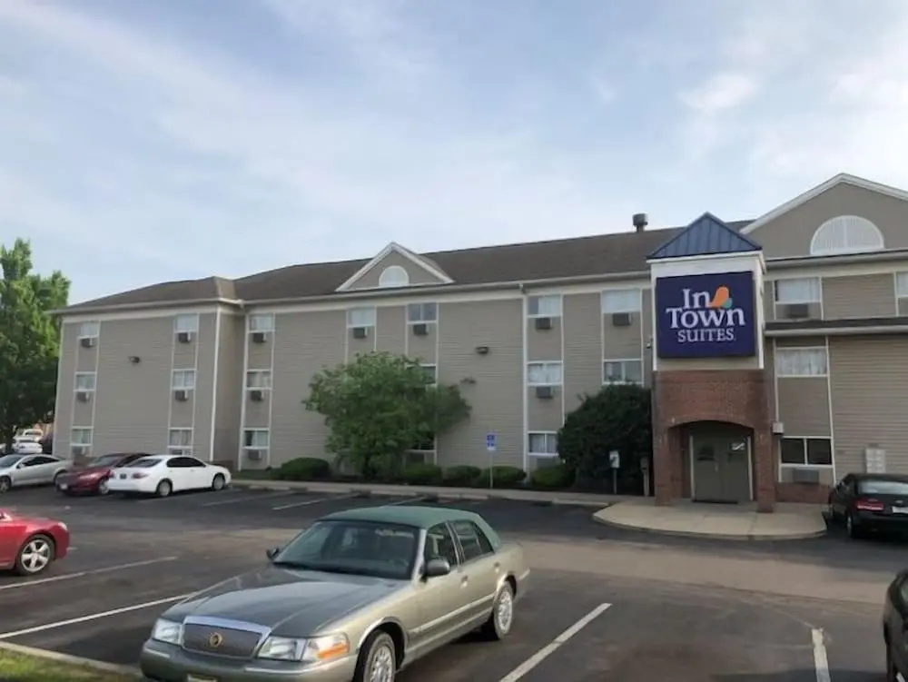 photo 1 of InTown Suites Extended Stay Cincinnati OH - Colerain