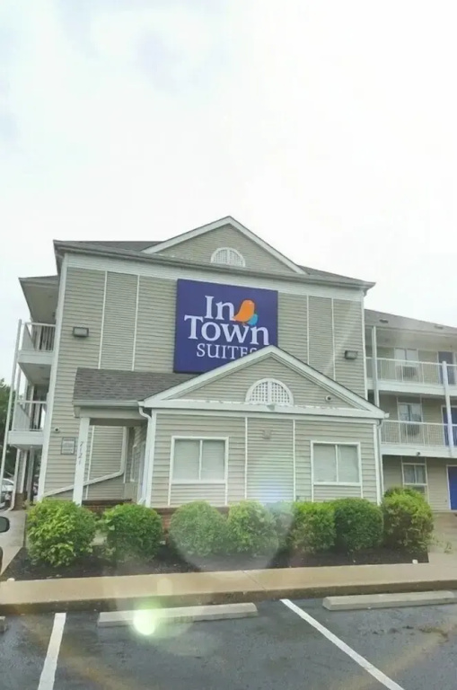 photo 1 of Intown Suites Extended Stay Louisville Ky
