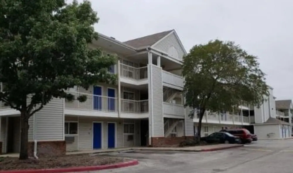 photo 1 of InTown Suites Extended Stay San Antonio TX - Perrin Beitel Road