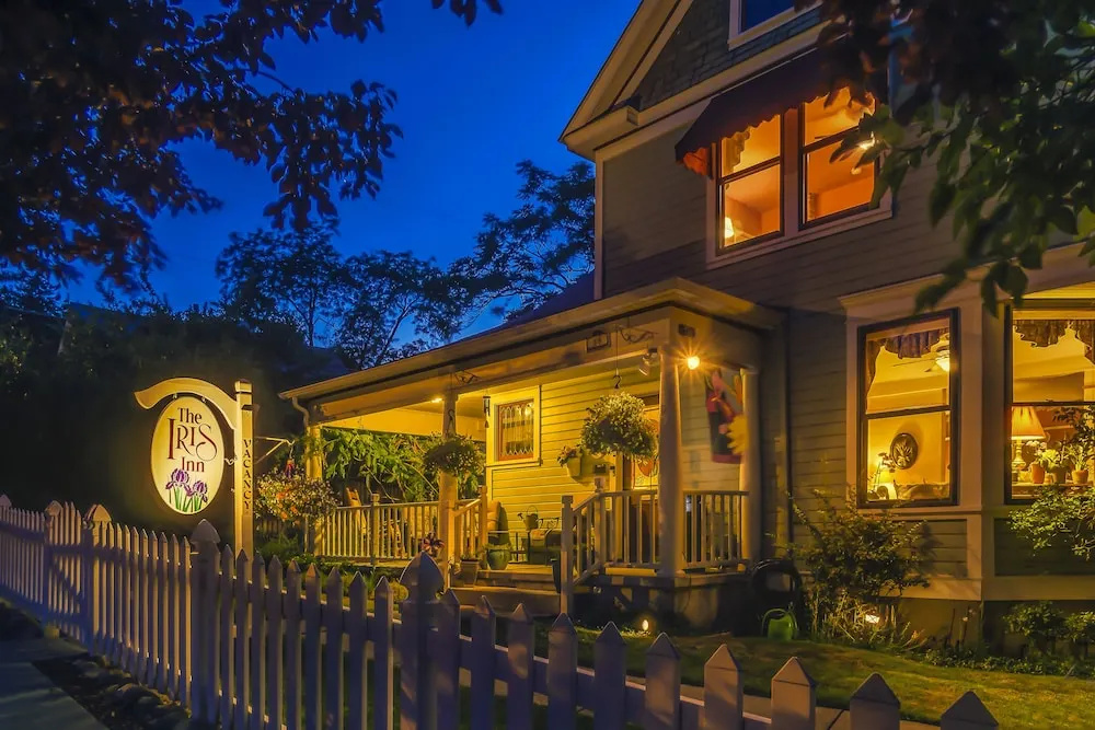 photo 1 of Iris Inn