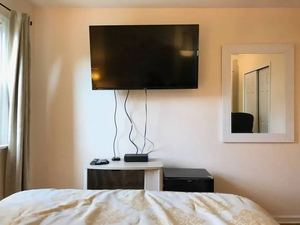 photo 1 of iServices Private Room near NYC-EWR