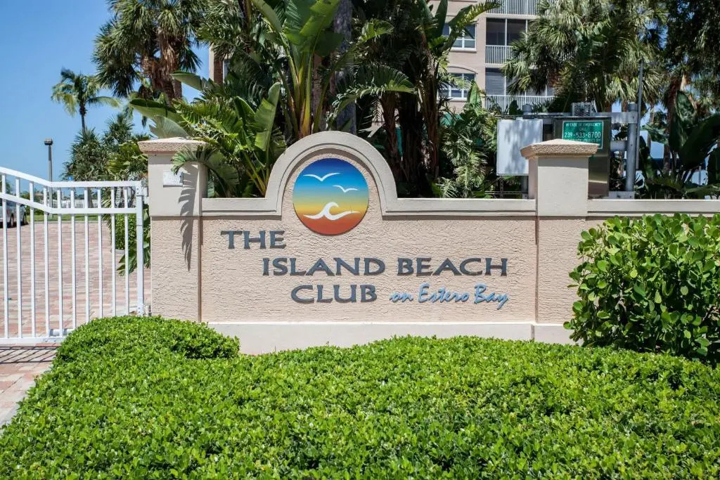 photo 1 of Island Beach Club 304, 2 Bedrooms, Pool, Elevator, WiFi, Sleeps 6, Bay view