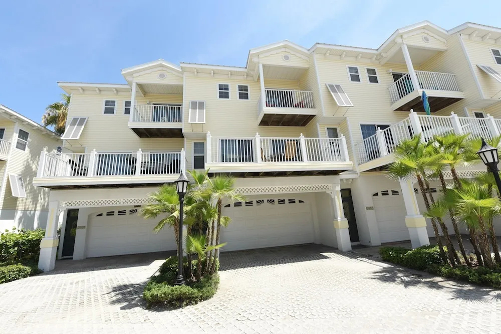 photo 1 of Island Getaway Apartment 3