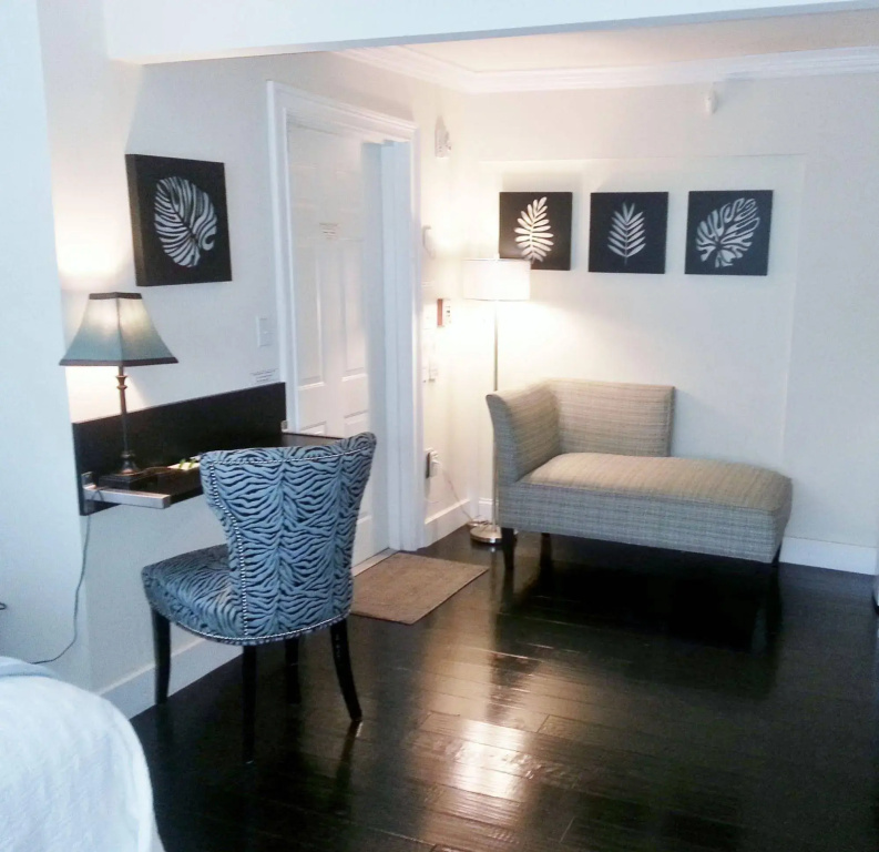 photo 1 of Island Sands Inn