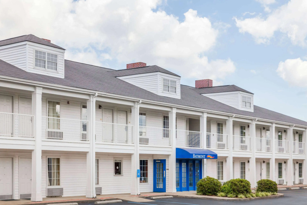 photo 1 of Baymont by Wyndham Florence/Muscle Shoals