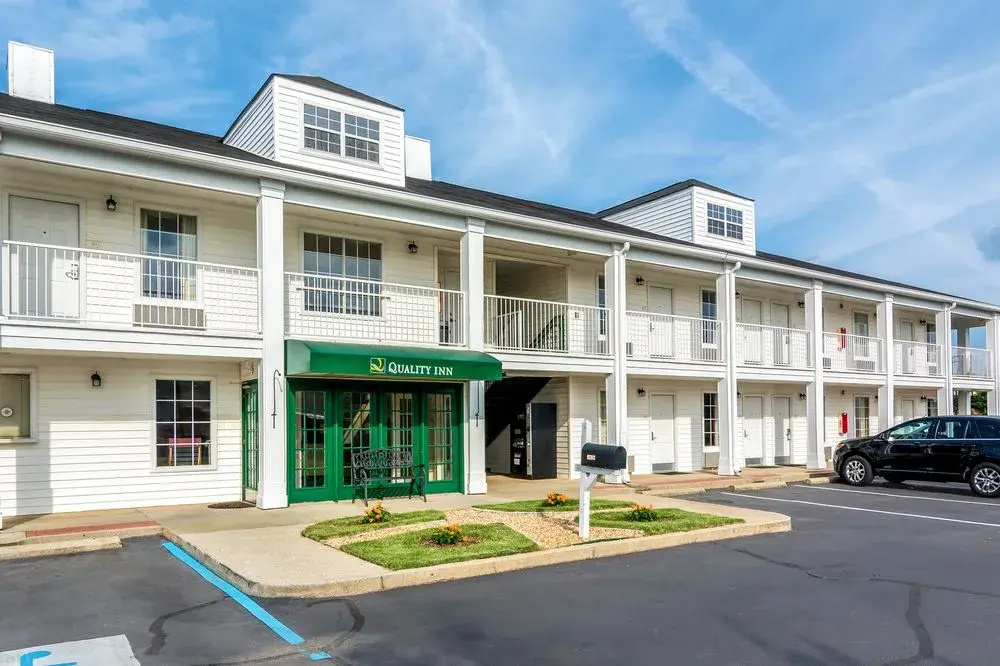 photo 1 of Jameson Inn-Auburn