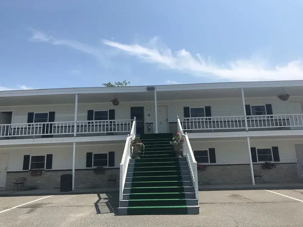 photo 1 of Atlantic Coast Inn