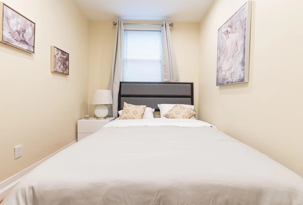 photo 1 of Jersey, Hoboken 37 Vroom Street 3 Bedroom Apts