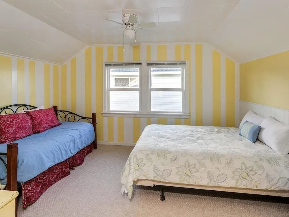 photo 1 of Jim's House