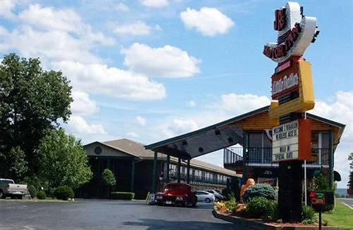 photo 1 of Jr'S Motor Inn