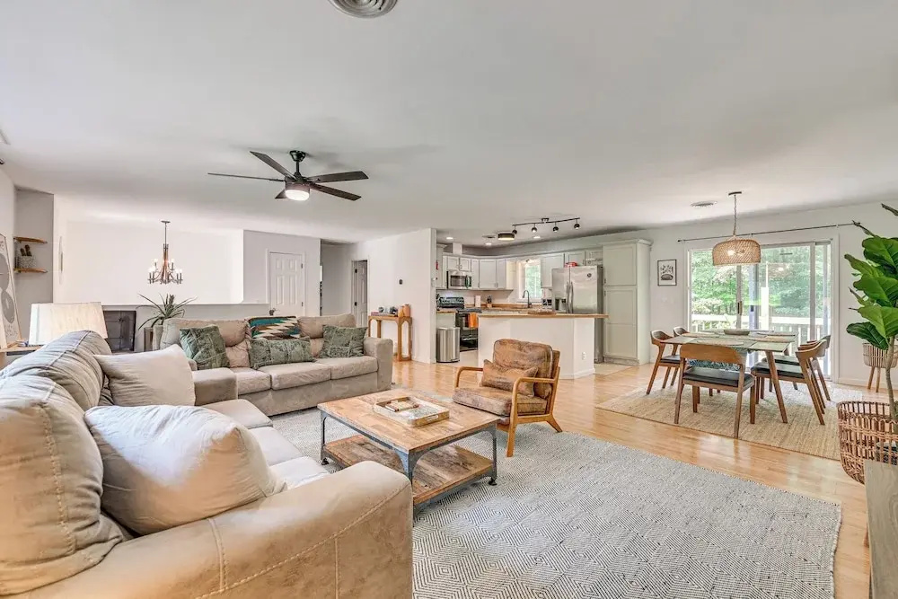 photo 1 of Family-friendly Saugerties Home w/ Hot Tub & Games