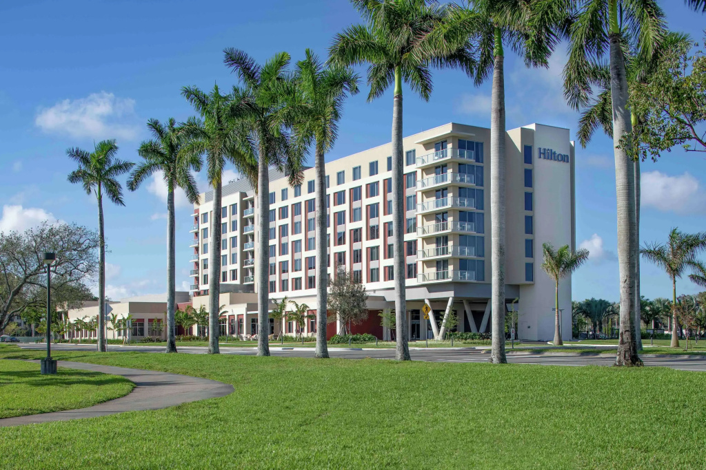 photo 1 of Hilton Miami Dadeland
