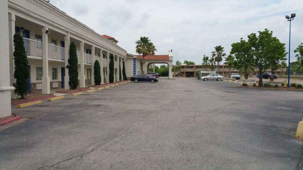 photo 1 of Travelodge by Wyndham LaFayette