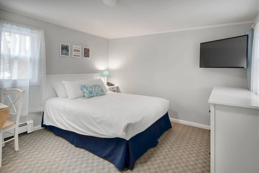 photo 1 of Kittery Inn and Suites