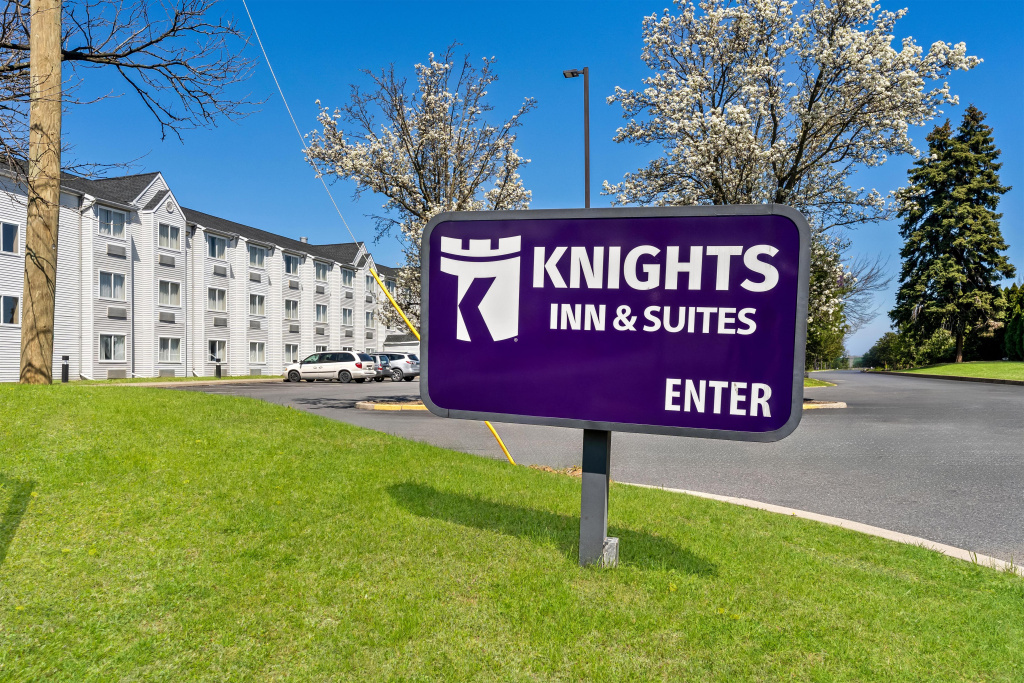 photo 1 of Knights Inn Allentown