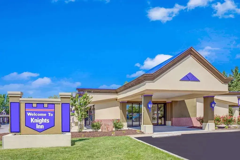 photo 1 of Travelodge by Wyndham Laurel/Ft. Meade/Near NSA