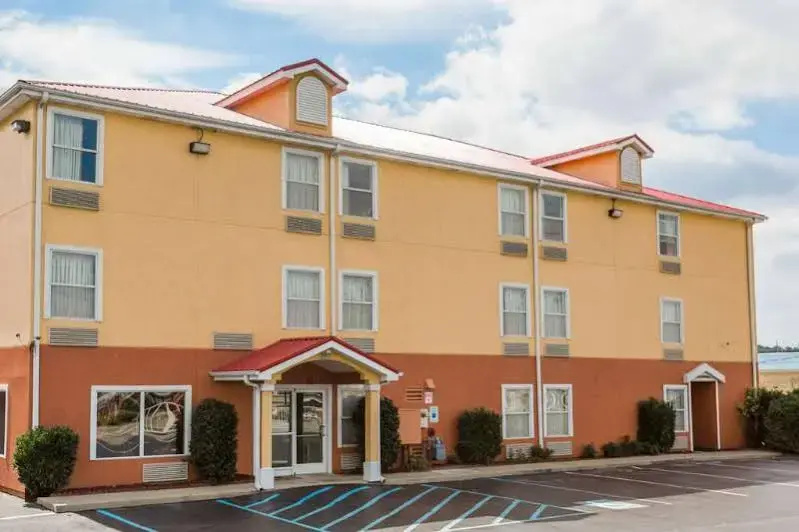 photo 1 of Knights Inn Chattanooga/Airport Area