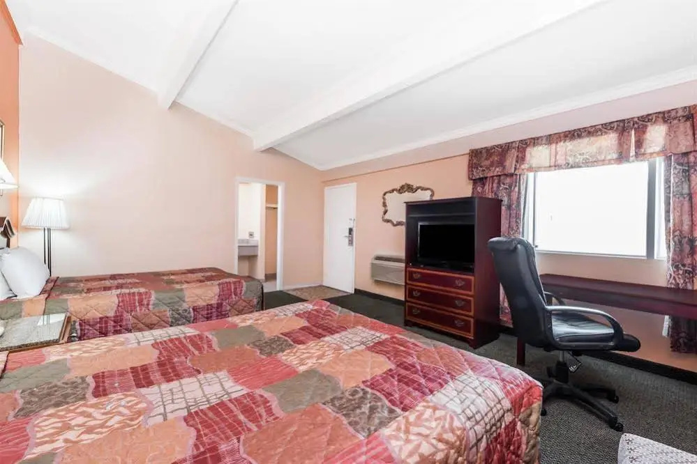photo 1 of Knights Inn Lake Charles