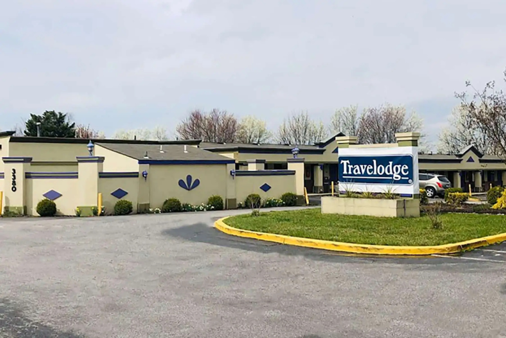 photo 1 of Travelodge by Wyndham Laurel/Ft. Meade/Near NSA