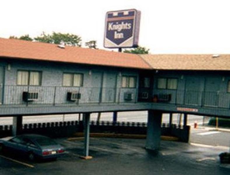 photo 1 of Essence Express Elizabeth EWR Airport