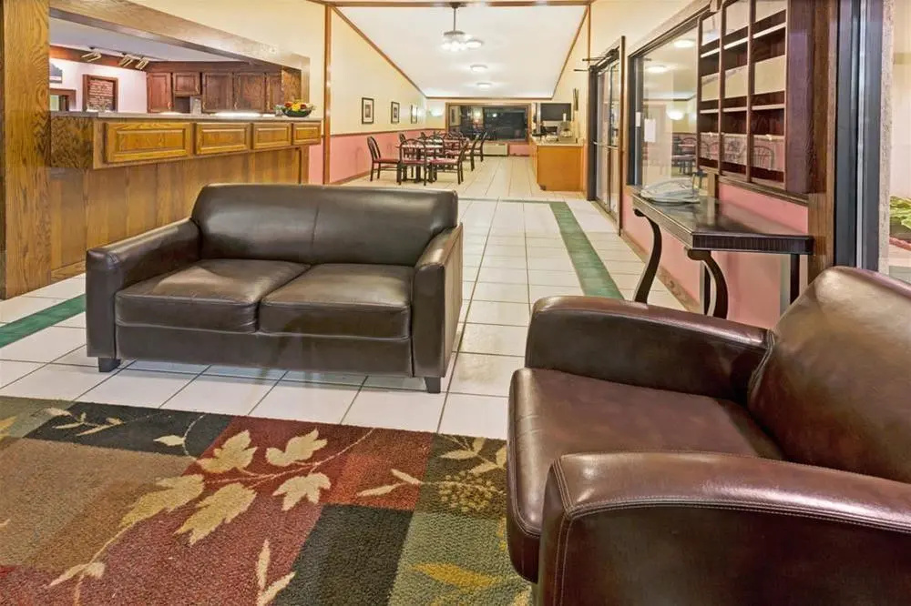 photo 1 of Knights Inn Pittsburgh Bridgeville