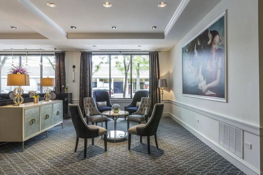 photo 1 of La Banque Hotel