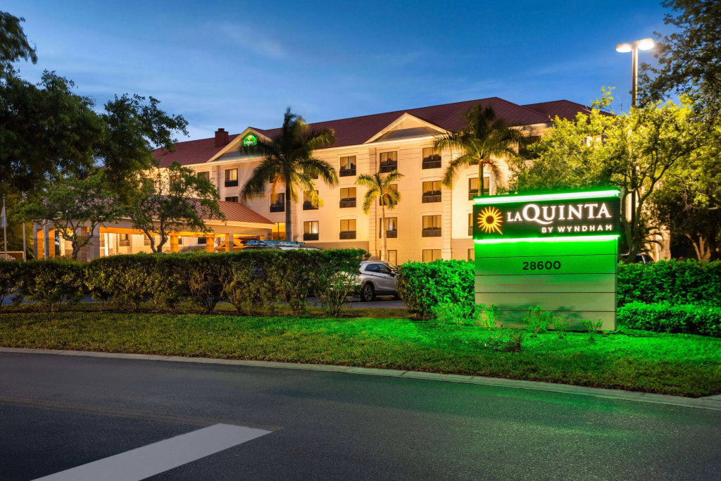 photo 1 of La Quinta Inn & Suites by Wyndham Bonita Springs Naples N.