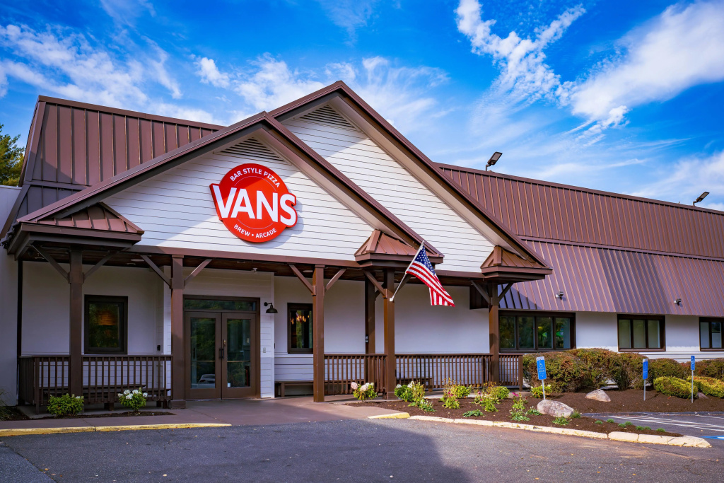 photo 1 of La Quinta Inn & Suites by Wyndham Danbury