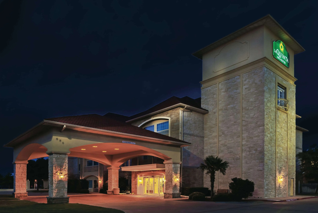 photo 1 of La Quinta Inn & Suites by Wyndham Granbury