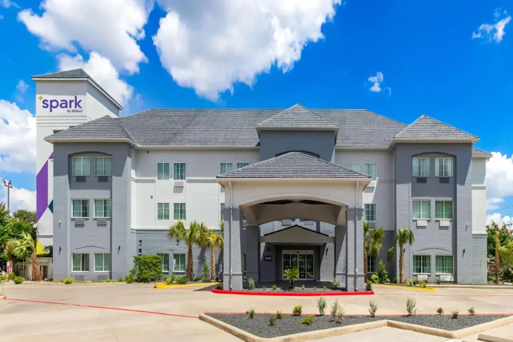 photo 1 of Spark by Hilton Missouri City Sugar Land
