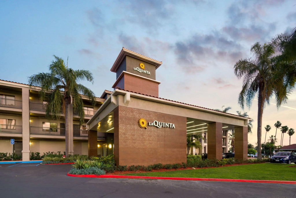 photo 1 of La Quinta Inn & Suites by Wyndham Orange County Airport