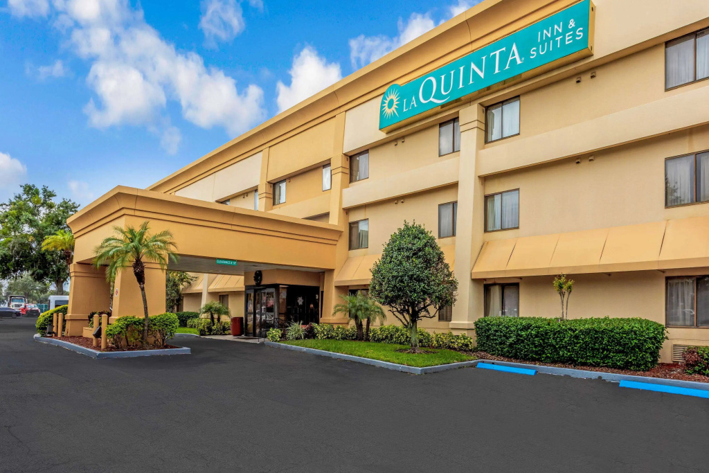 photo 1 of Baymont by Wyndham Orlando South Hotel