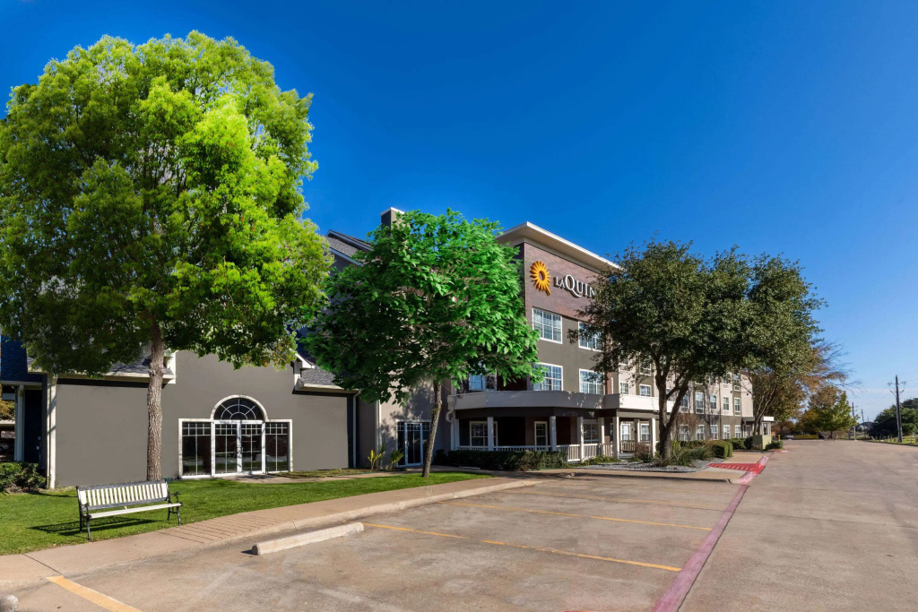 photo 1 of La Quinta Inn & Suites by Wyndham Rockwall