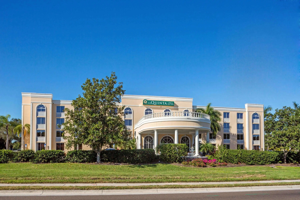photo 1 of La Quinta Inn & Suites by Wyndham Sarasota Downtown