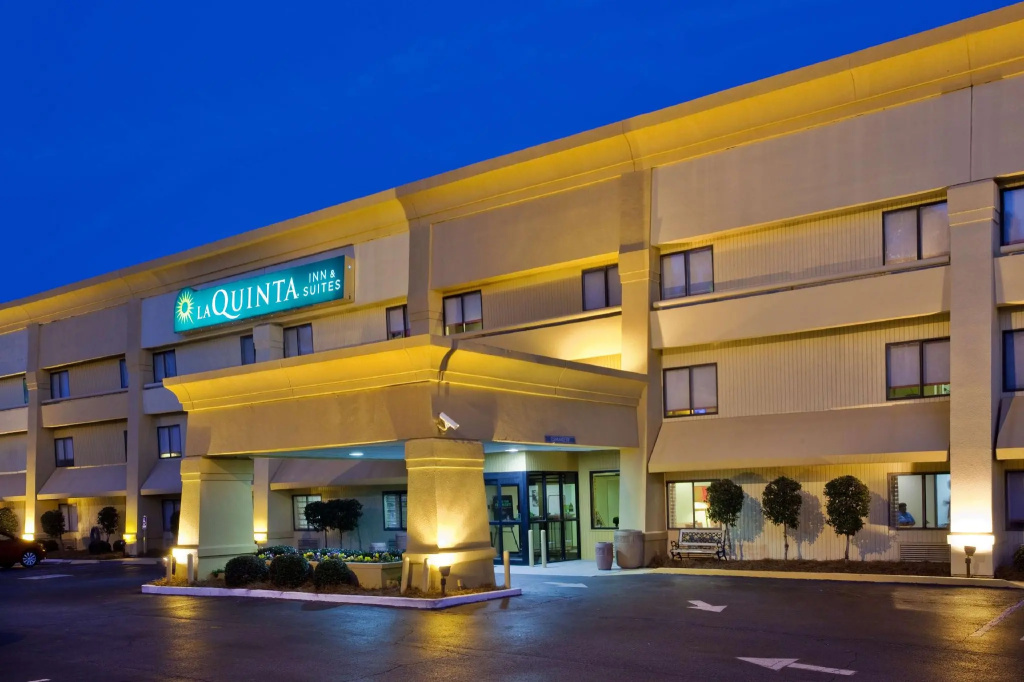 photo 1 of Spark by Hilton Savannah Midtown
