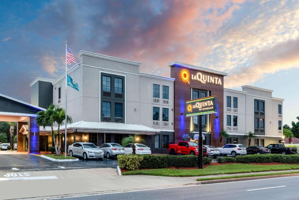 photo 1 of La Quinta Inn & Suites by Wyndham St. Petersburg Northeast