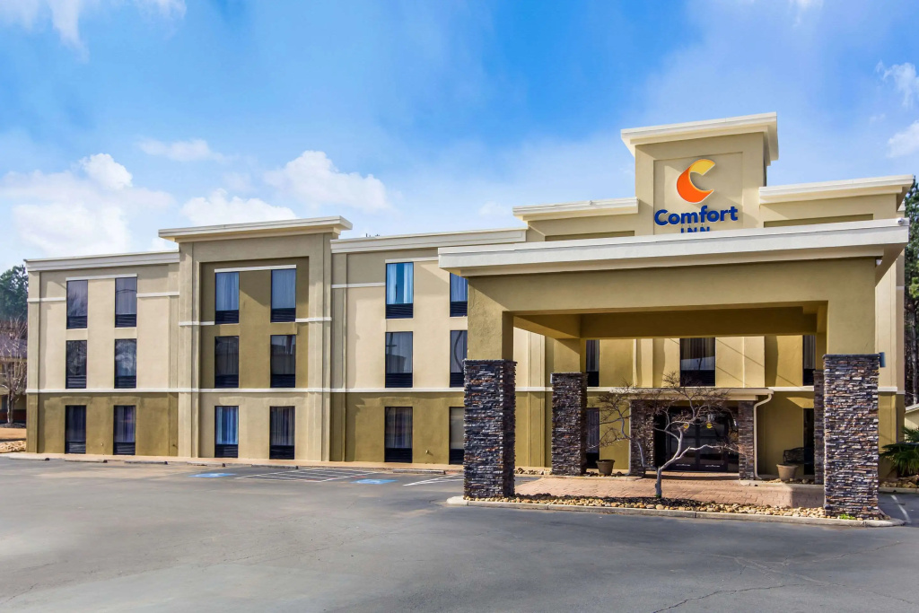 photo 1 of Comfort Inn Acworth - Kennesaw Northwest