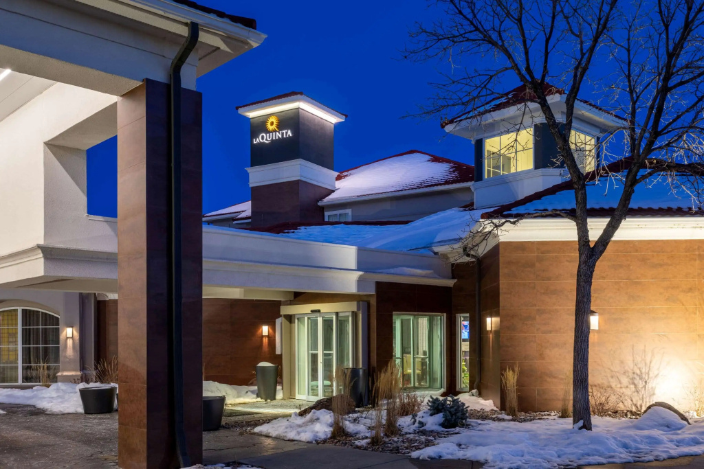 photo 1 of La Quinta Inn & Suites by Wyndham Denver Boulder-Louisville