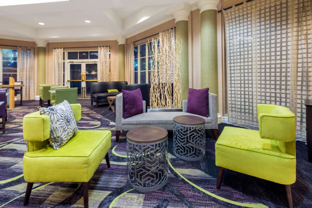photo 1 of La Quinta Inn & Suites by Wyndham Ft. Lauderdale Plantation