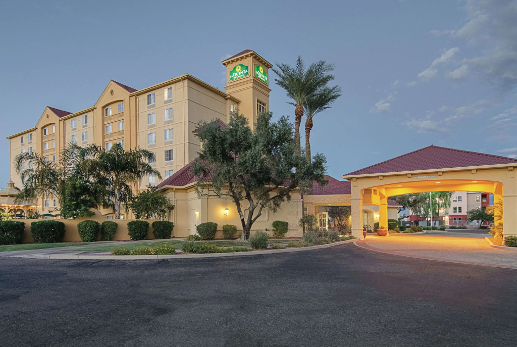 photo 1 of La Quinta Inn & Suites by Wyndham Phoenix Mesa West