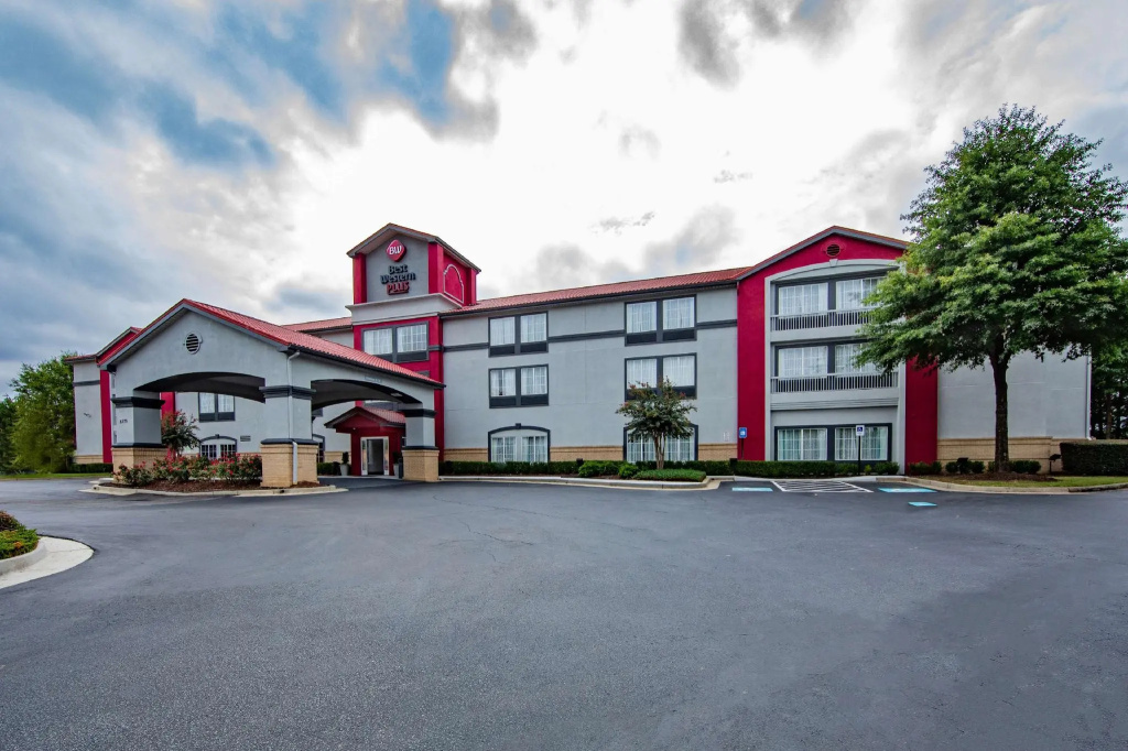 photo 1 of Best Western Plus Duluth / Sugarloaf